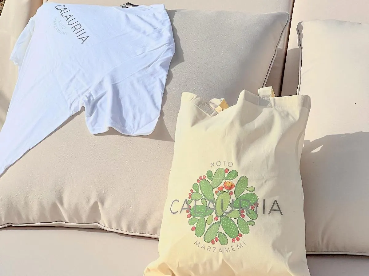 Bed and Breakfast Dimora Calauriia - Adults Only Noto Frühstückspension