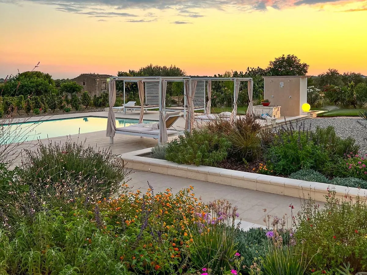 Bed and Breakfast Dimora Calauriia - Adults Only Noto Italien