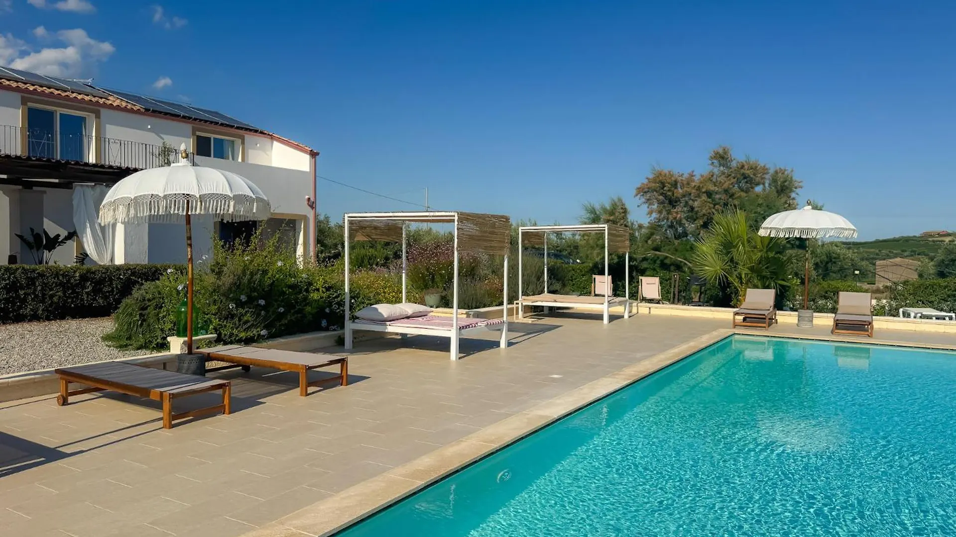Bed and Breakfast Dimora Calauriia - Adults Only Noto Frühstückspension