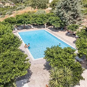 Farm stay Val Di, Noto