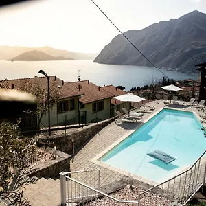 Miranda 3*, Riva di Solto Italia