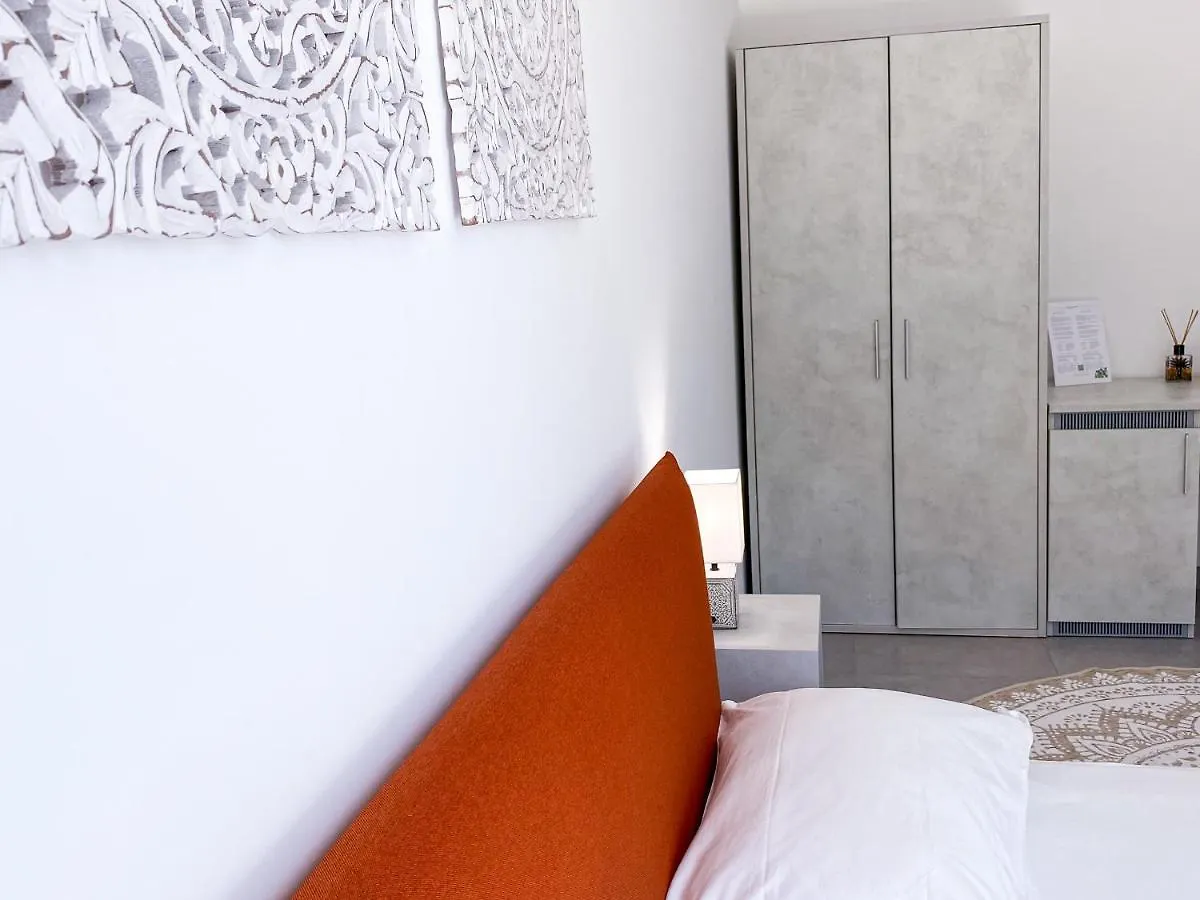Dimora Calauriia - Adults Only Bed & Breakfast Noto