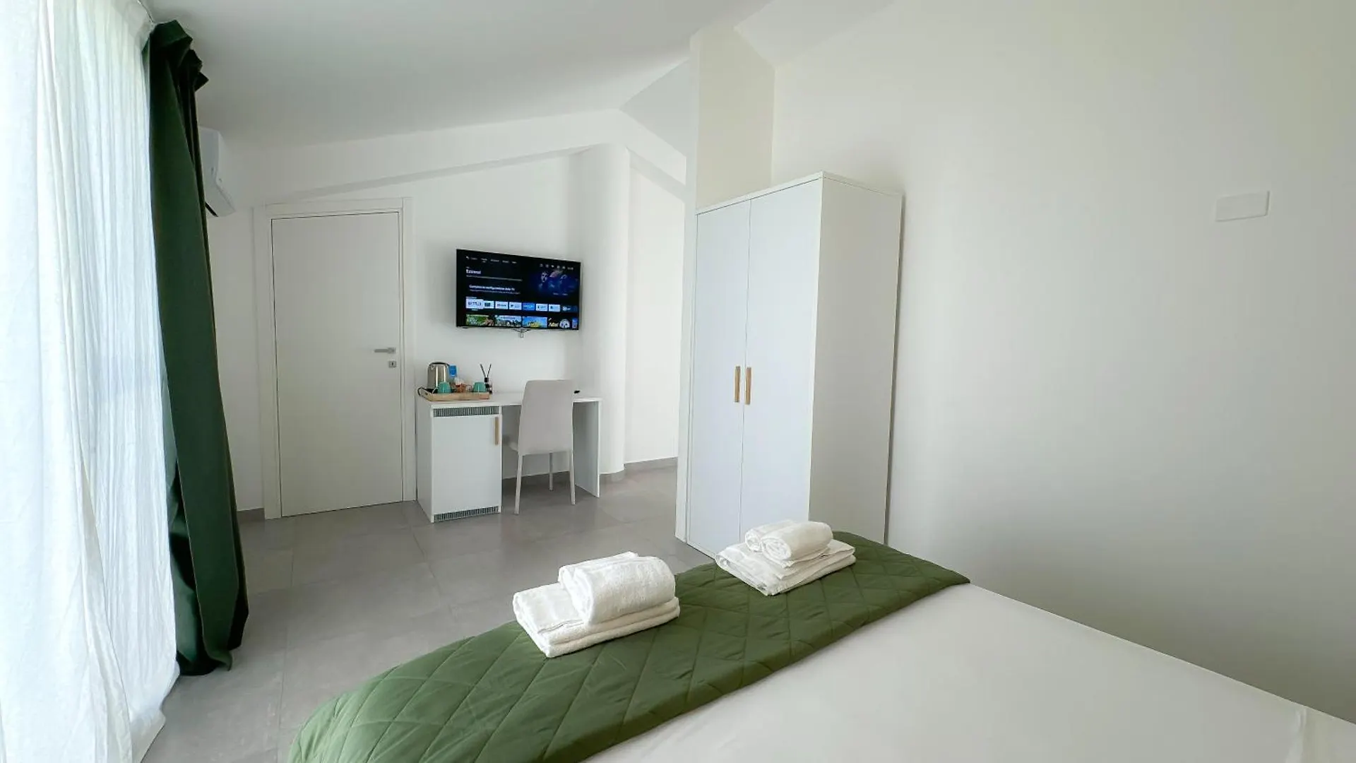 Dimora Calauriia - Adults Only Bed & Breakfast Noto Italy