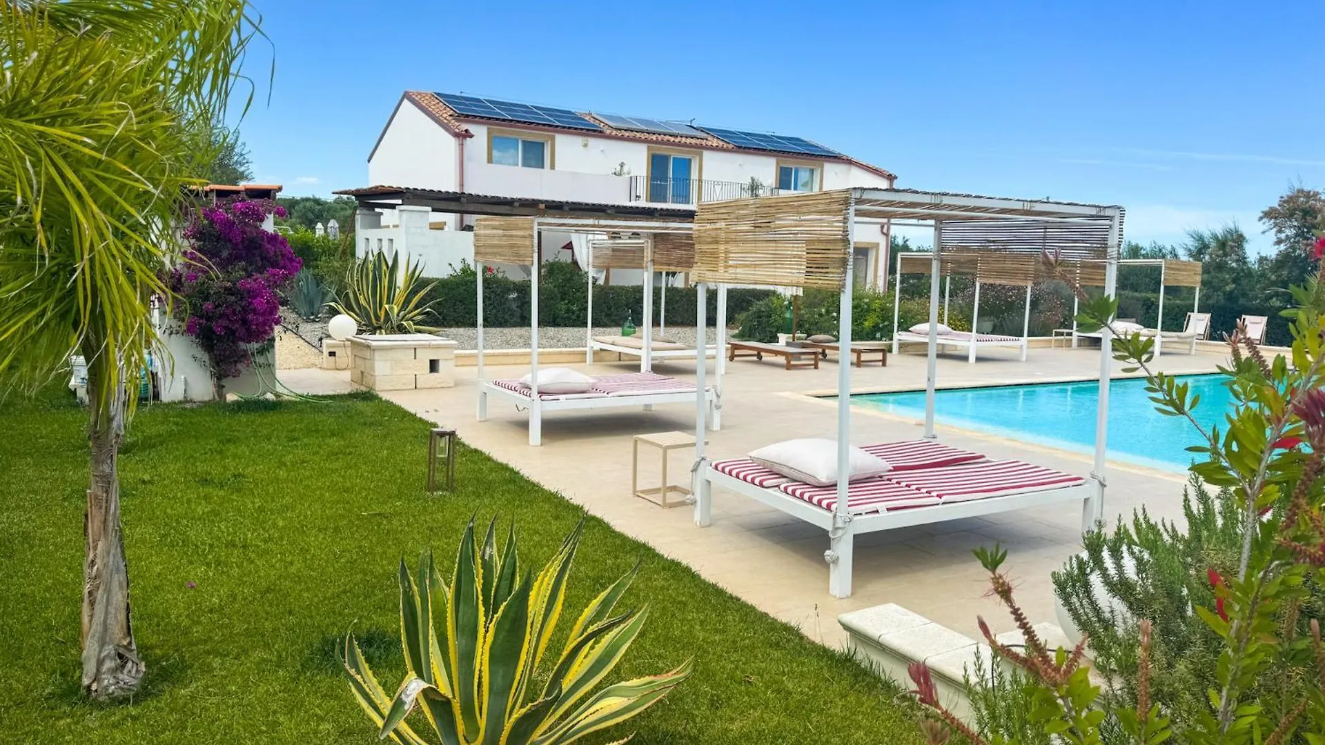 Dimora Calauriia - Adults Only Bed & Breakfast Noto